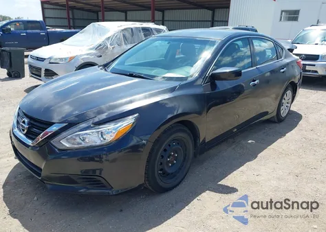 2016 Nissan Altima 2.5/2.5 S/2.5 Sl/2.5 Sr/2.5 Sv z USA, uszkodzony, nr VIN 1N4AL3AP9GC235276